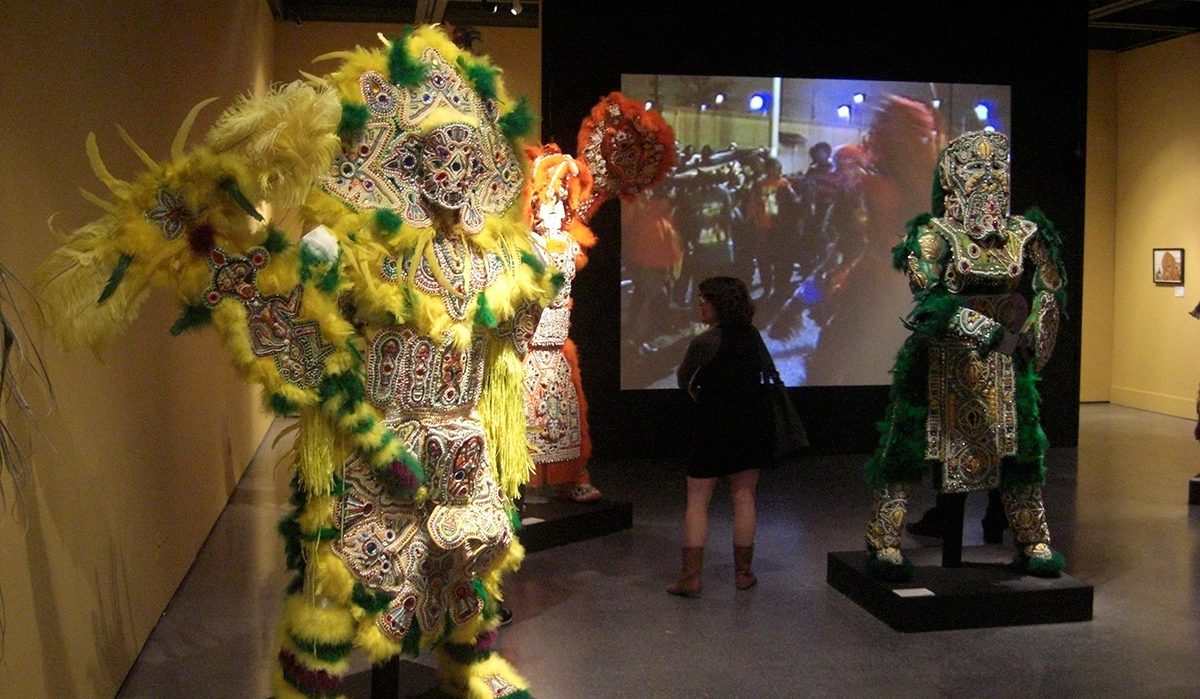Victor Harris, Big Chief of the Mandingo Warriors, Spirit of Fi-Yi-Yi, installation view, 2009, New Orleans Museum of Art. Photo Claire Tancons